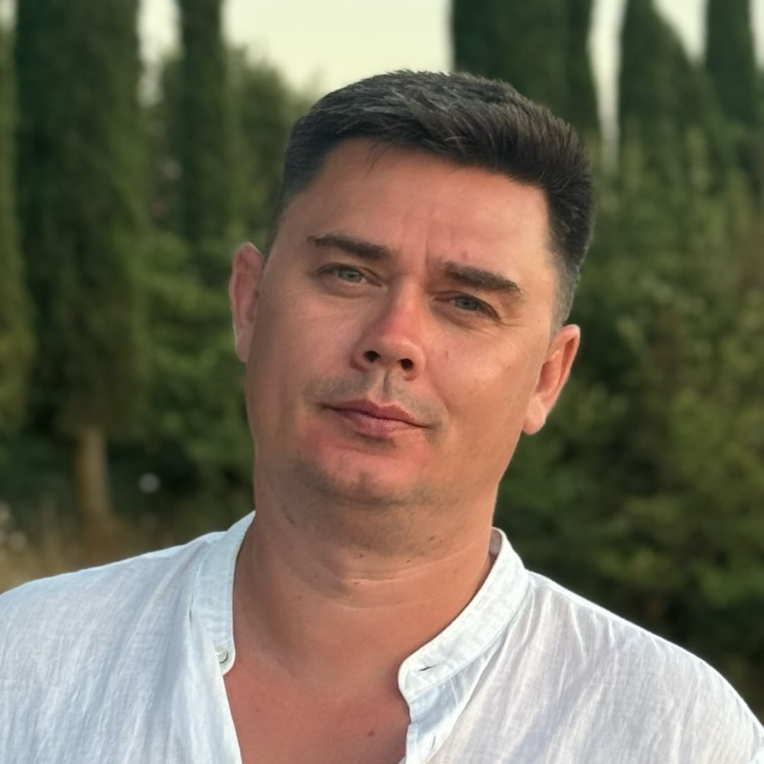 Деніс Тан